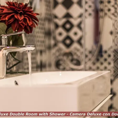 4 Star Train Station - Self Check-in 公寓式酒店 4*