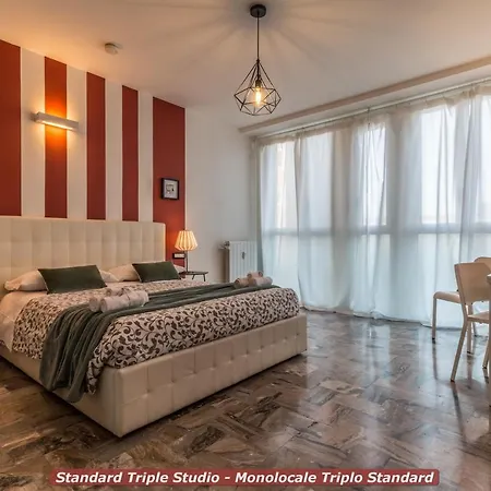 4 Star Train Station - Self Check-in 4*