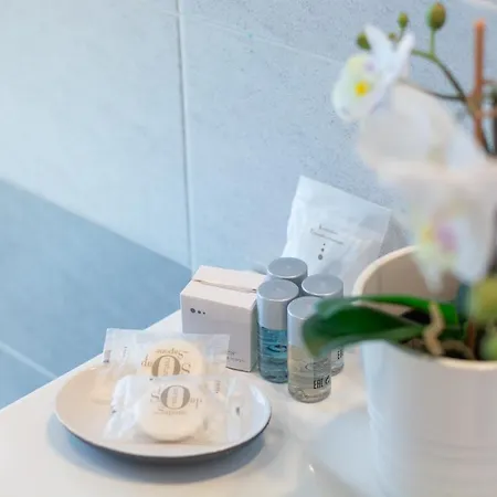 شقة فندقية 4 Star Train Station - Self Check-in 4*