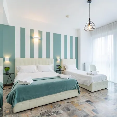 شقة فندقية 4 Star Train Station - Self Check-in بولونيا