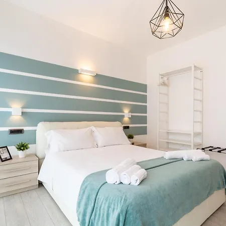 4 Star Train Station - Self Check-in شقة فندقية بولونيا