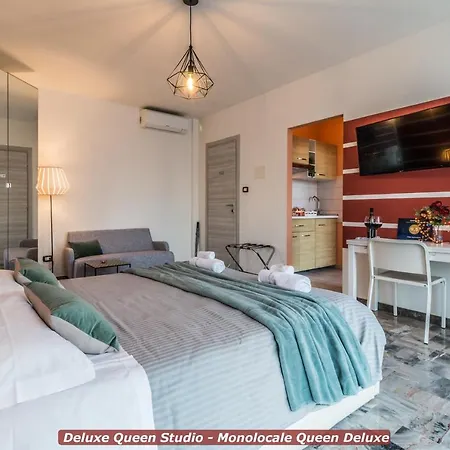 4 Star Train Station - Self Check-in 4*