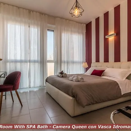 4 Star Train Station - Self Check-in 4*