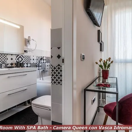 شقة فندقية 4 Star Train Station - Self Check-in