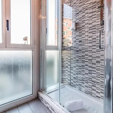 4 Star Train Station - Self Check-in 4* بولونيا