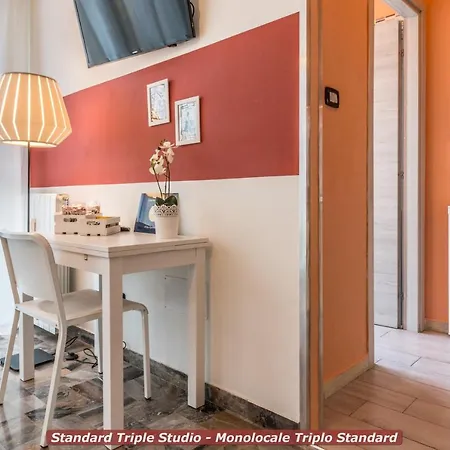 Aparthotel 4 Star Train Station - Self Check-in 4*