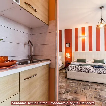 4 Star Train Station - Self Check-in بولونيا