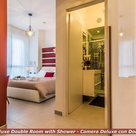 4 Star Train Station - Self Check-in