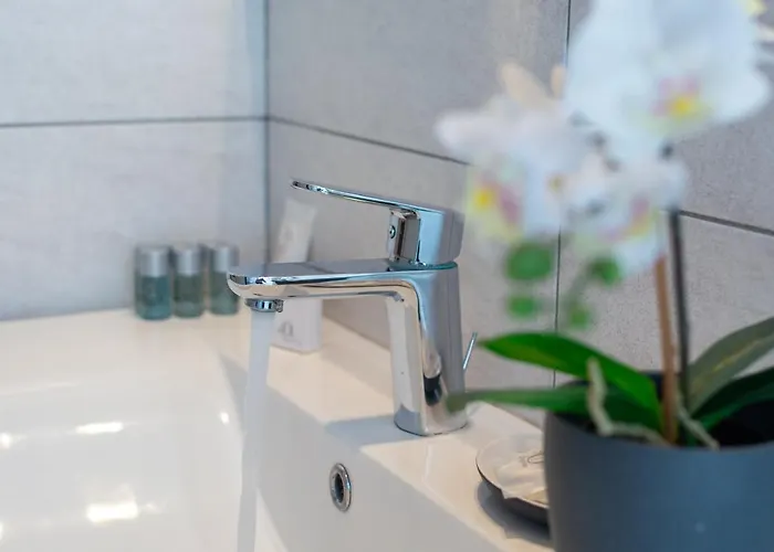 4 Star Train Station - Self Check-in 4* Bolonha