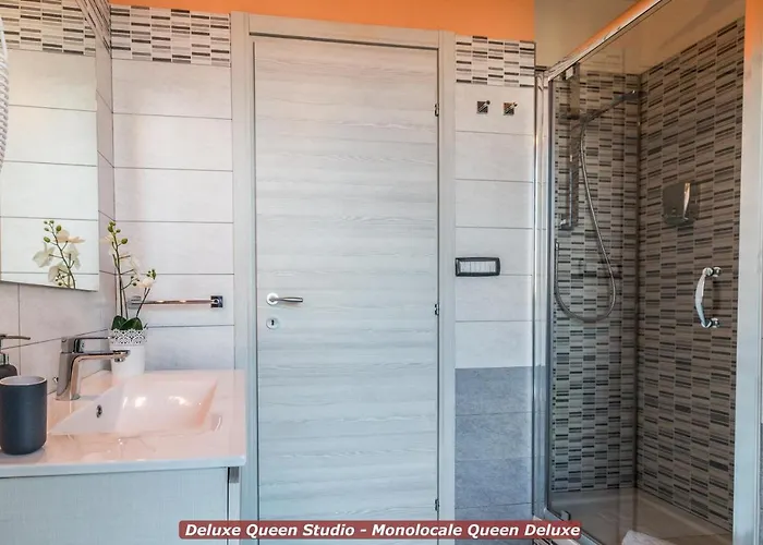 Apart-hotel 4 Star Train Station - Self Check-in