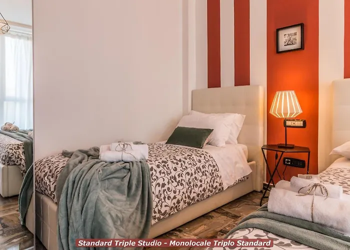 Apart-hotel 4 Star Train Station - Self Check-in