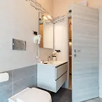 アパートホテル 4 Star Train Station - Self Check-in 4*