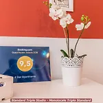 アパートホテル 4 Star Train Station - Self Check-in