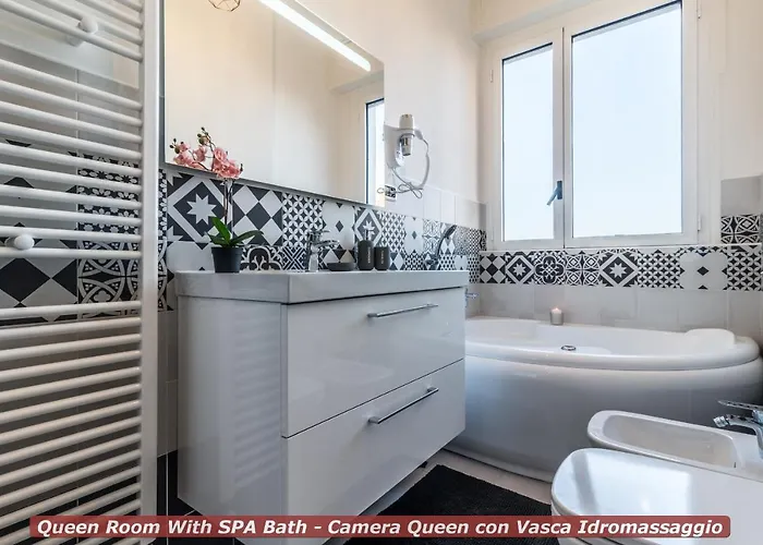 4 Star Train Station - Self Check-in 4*