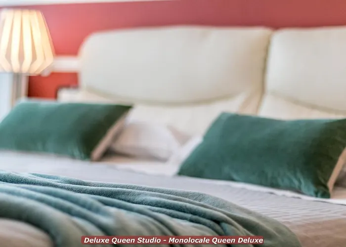 4 Star Train Station - Self Check-in בולוניה