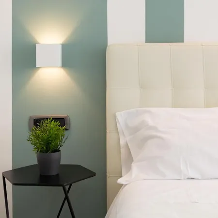 4 Star Train Station - Self Check-in 4* ボローニャ