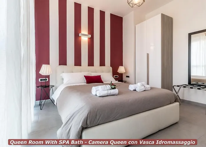 4 Star Train Station - Self Check-in